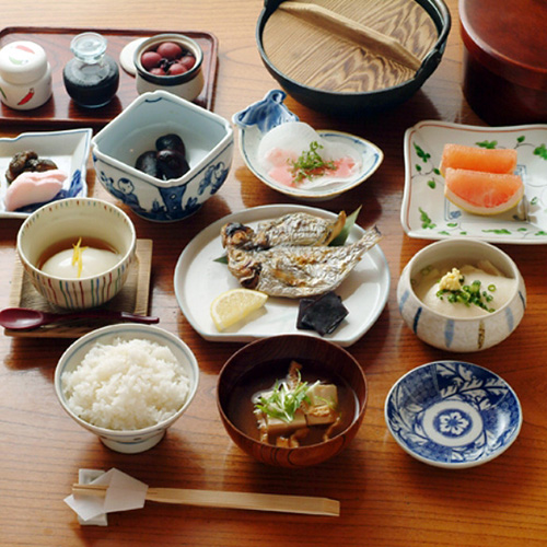 日本の朝ご飯